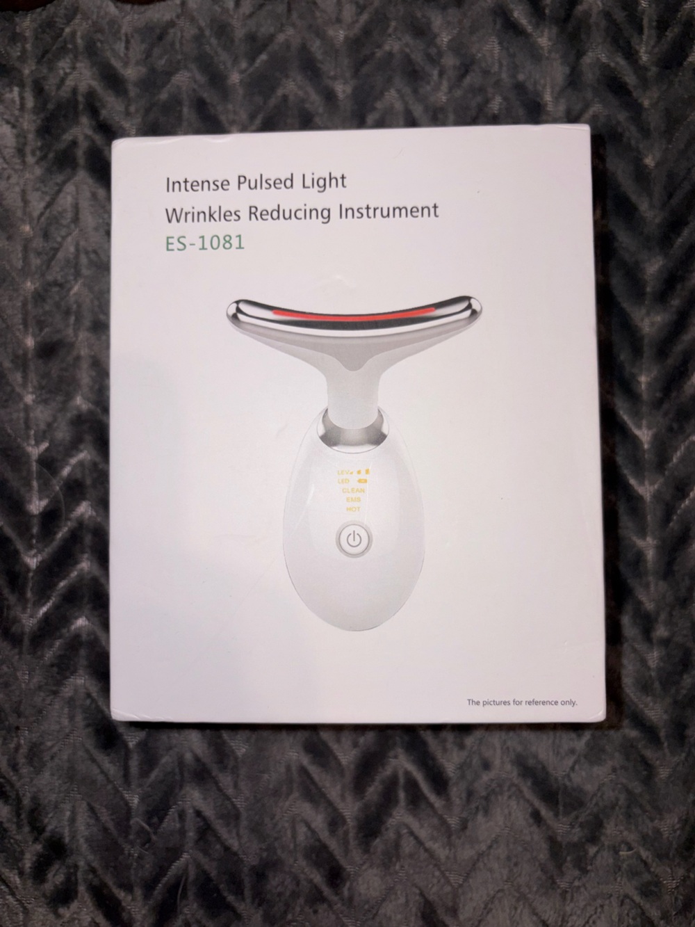 ES-1081 Intense Pulsed Light Wrinkle Reducer - White with Red Accents